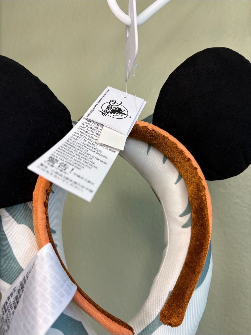 NWT Disney Star Wars Ahsoka Tano Ear Headband - Clone Wars Collection - Picture 2 of 6
